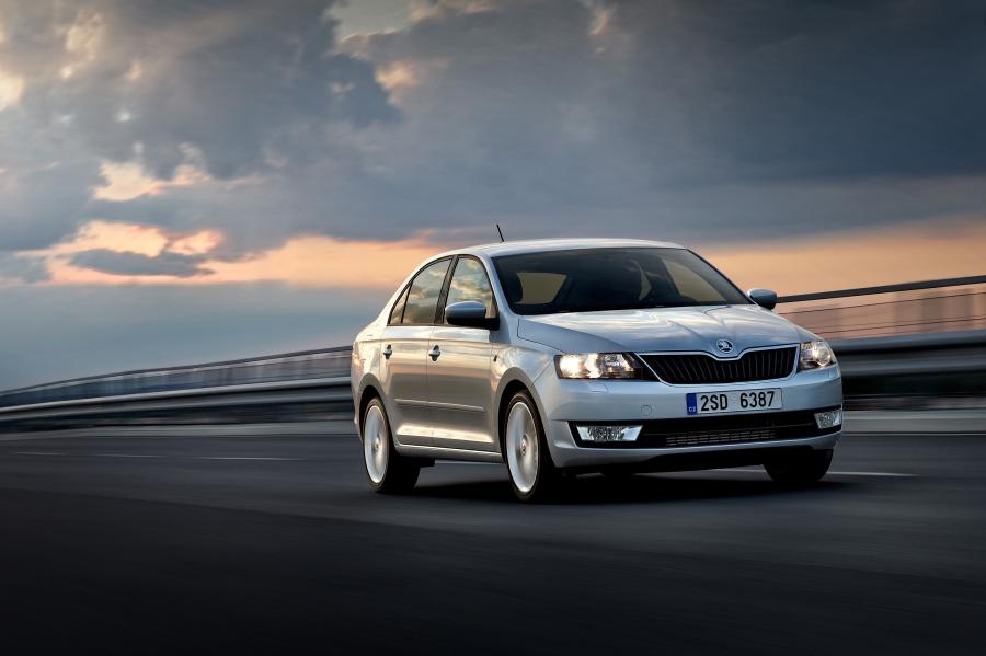  Skoda Rapid 2012 года  (фото 29 из 55)
